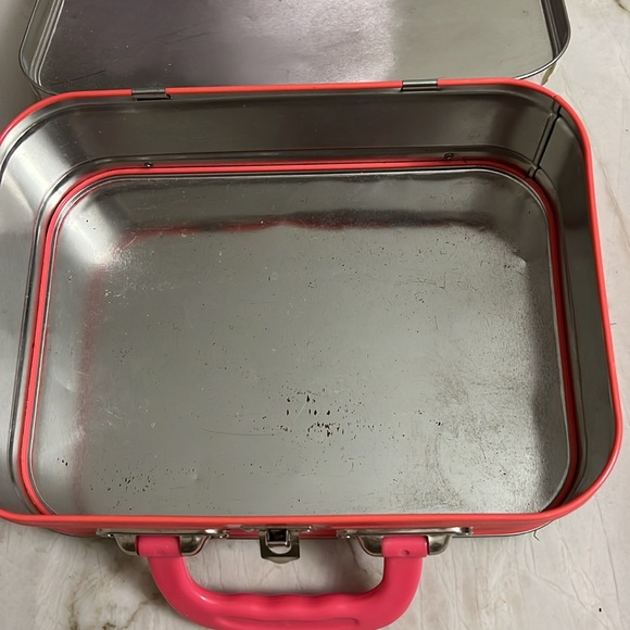 Metal Lunchbox, 10” x 7.5” - Picture 10 of 16